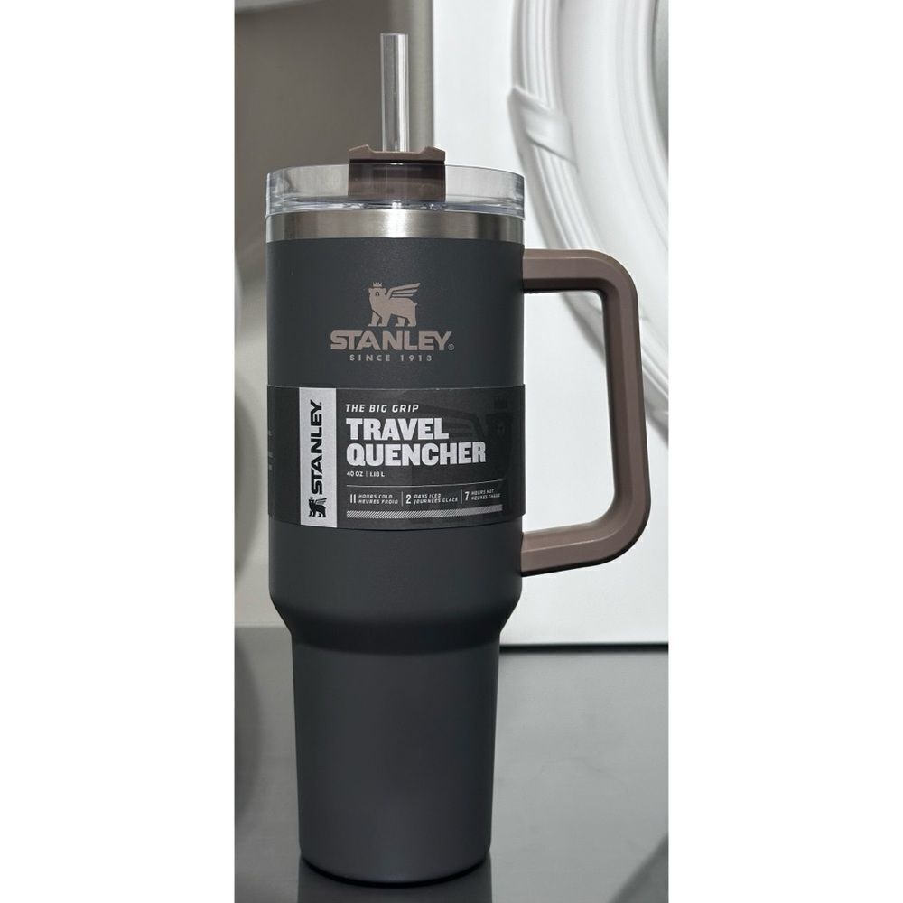 ‎Stanley Adventure Quencher 40oz Tumbler- COAL